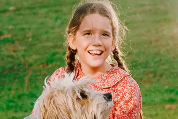 Little House on the Prairie Cast Finds Laura Ingalls for Netflix Show