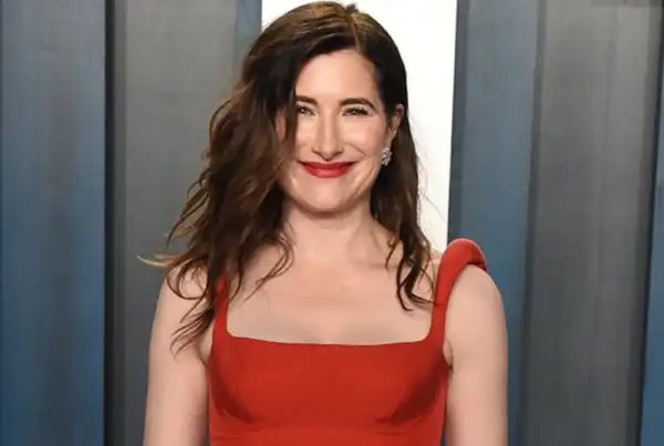 Kathryn Hahn Added to Rian Johnson’s Knives Out Sequel