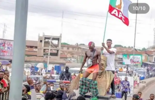 Portable Mocks APC, Tinubu After Oyetola’s Loss After Being Paid. Sings & Dances