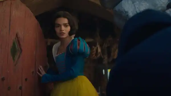 Snow White’s Box Office Starts Way Lower Than Dumbo & Early Predictions