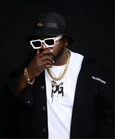 Thakzin DJ, DJ Maphorisa & Tyler ICU – Utswala ft Sir Trill, Mpura & M.J (amapiano type beat)