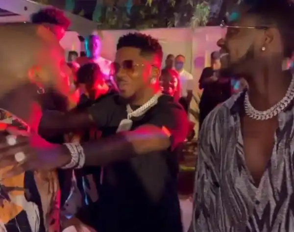 Beef Over: Davido Hangs Out With Kizz Daniel And Skiibi At His New House In Banana Island (Video)