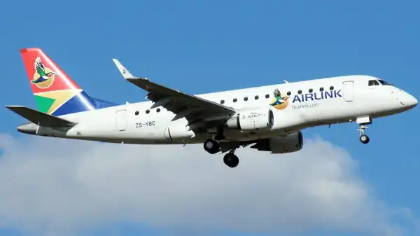 Passenger collapses and dies on flight from Johannesburg to Bulawayo in Zimbabwe