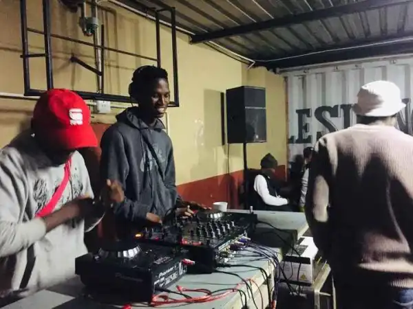 Dj Phat Cat Ft. Nthabiseng – Ulithemba Lam (Dj Shima’s Remake)