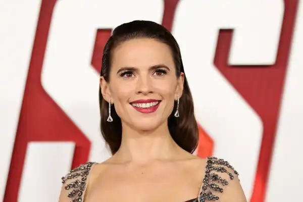 Heartstopper Season 3 Adds Hayley Atwell, Jonathan Bailey, & More to Cast