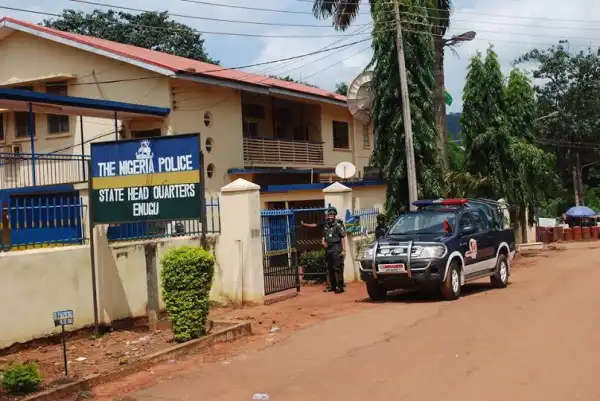 Father allegedly hacks 32-year-old son to death for threatening to kill him in Enugu