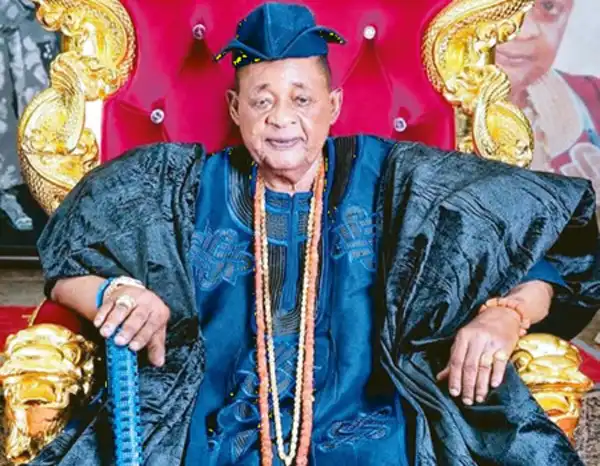 Alaafin Of Oyo, Oba Lamidi Adeyemi, Buried After Prayers By Muslim Clerics