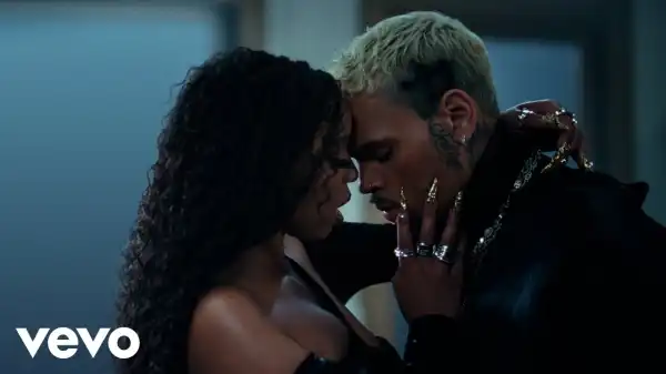 Chlöe, Chris Brown - How Does It Feel (Video)