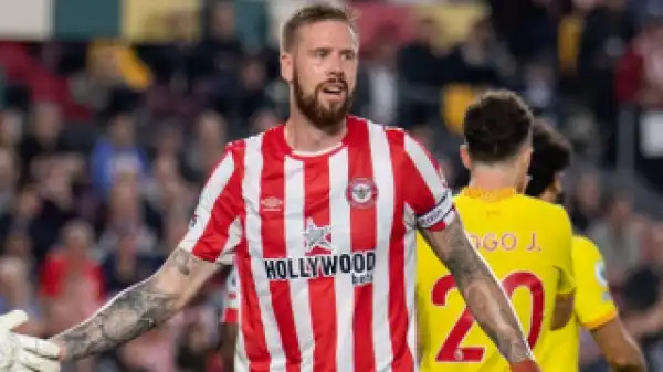 Everton, Newcastle plot Jan bids for Brentford defender Jansson