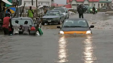 Lagos govt defends flood control measures, warns against politicising rainfall crisis