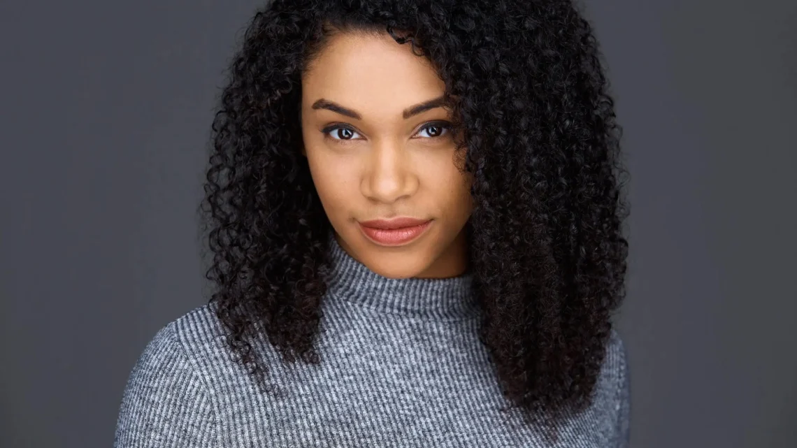 Biography & Career Of Vanessa Sears