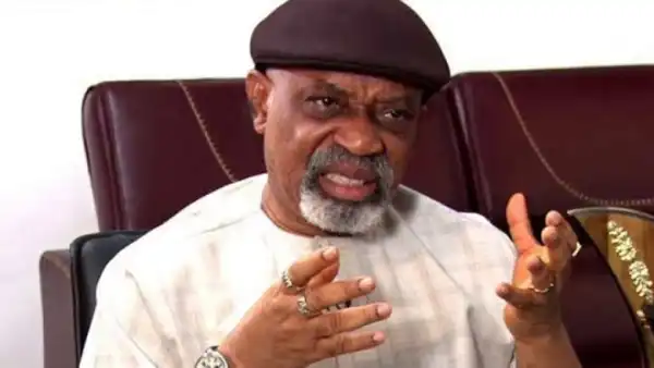 FG warns newly-inducted doctors not to embark on strike, says it is unethical