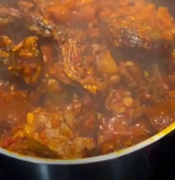 Nigerian Lady Gets Evicted By Canadian Landlord Over Pot Of Soup