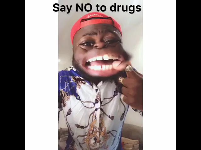 Lasisi Elenu - When SinzuMoney is reporting a babe to Jacuzzi (Comedy Video)