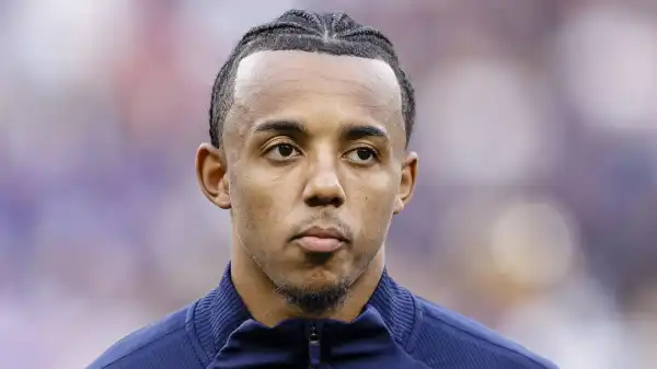 Jules Kounde: Sevilla set Chelsea deadline to meet €60m asking price