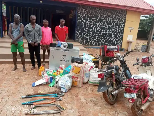 Anambra Police Arrest Four Burglary Suspects, Recovers Stolen Items