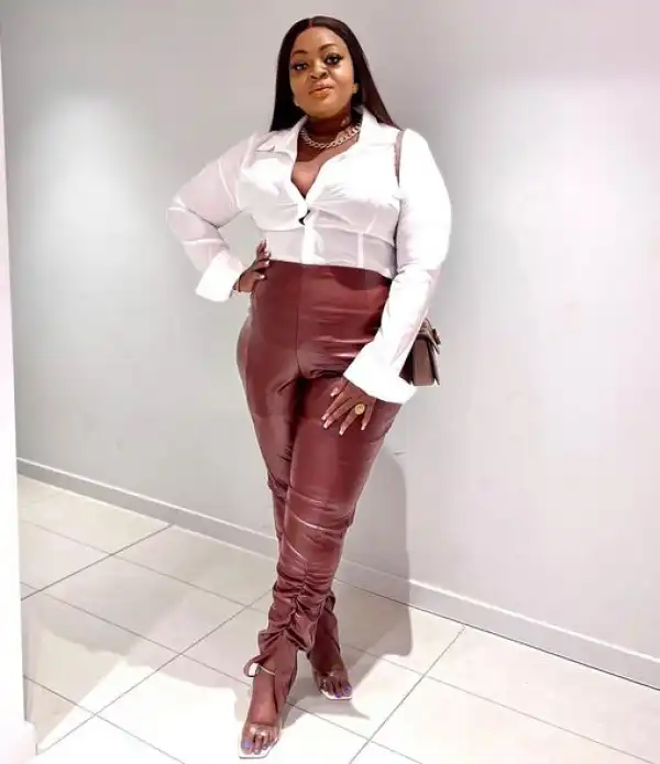 Eniola Badmus Shows Off Her Trimmed Body In New Photos