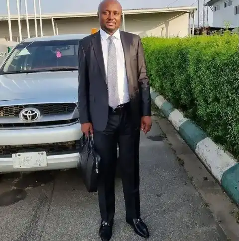 ''If A Man Is Not Your Type, His Money Should Not Be Your Type Of Money'' - Davido's Aide, Isreal, Tells Ladies