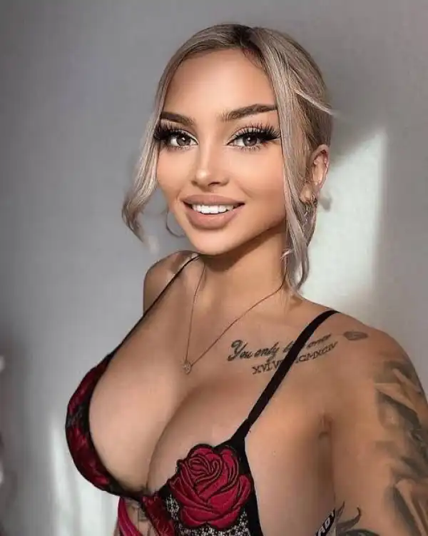 Biography & Net Worth Of Céline Centino