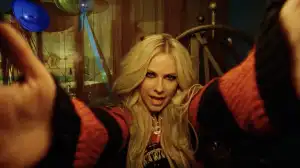 Avril Lavigne - Young & Dumb ft. Simple Plan (Video)