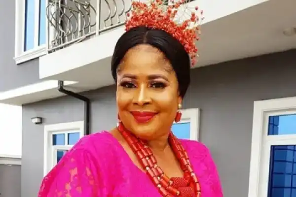 Actress, Ngozi Ezeh Slams Monalisa Stephen Over 27 S3x Rounds With Boyfriend