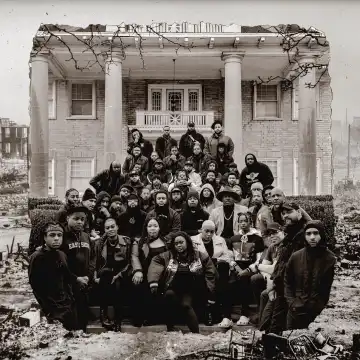 Fire In Little Africa Ft. Sneak The Poet & Tea Rush – Creme Of The Crop