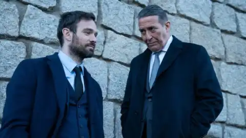Ciarán Hinds Joins Charlie Cox in Netflix's Spy Drama Miniseries Treason