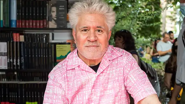 A Manual for Cleaning Women: Pedro Almodóvar Exits Cate Blanchett-Led Film Adaptation