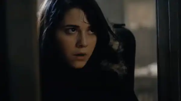 The Thing Director Reveals Sequel Ideas for 2011 Mary Elizabeth Winstead Movie