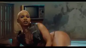 Marvel & Joeboy – Amber Rose (Remix) (Video)