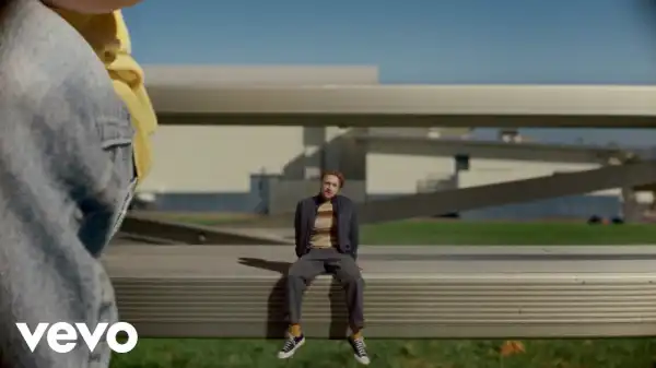 FINNEAS - Cleats (Video)