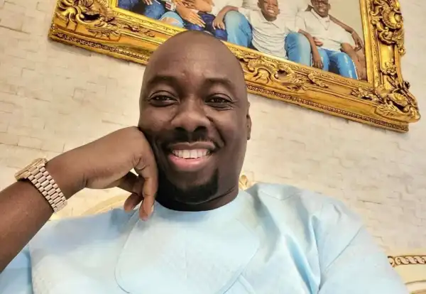 Billionaire, Obi Cubana Leads His Local Church Choir Rendition to Celebrate 2022 (Video)