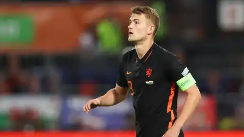 Bayern Munich reach €80m agreement with Juventus for Matthijs de Ligt