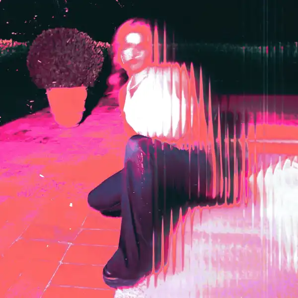 Lili Caseley – Yes Or No