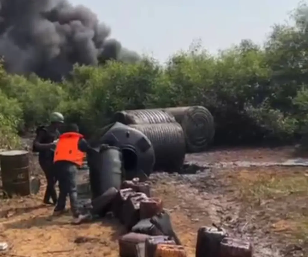 Ondo: Navy dismantles illegal refining sites, seizes stolen crude oil