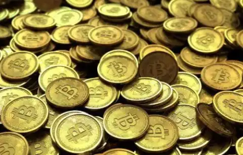 Massive Outflows See Bitcoin Exchange Balances Plummet to 2018 Levels