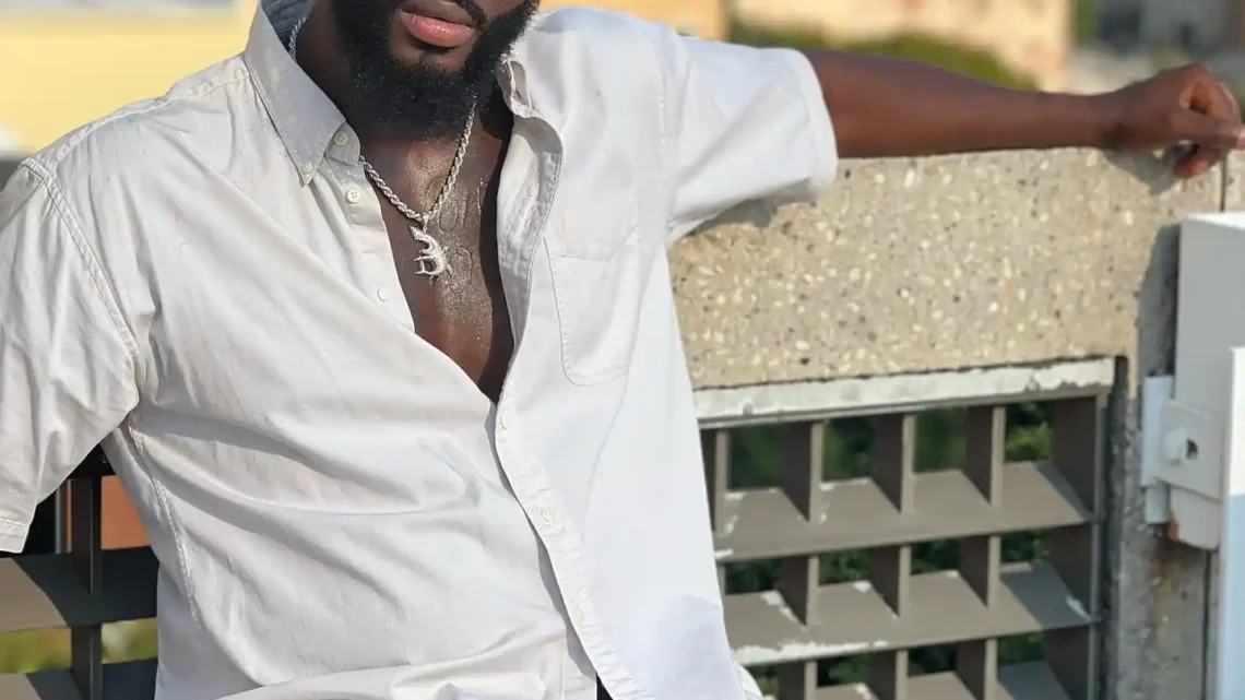 Career & Net Worth of Coye Simmons