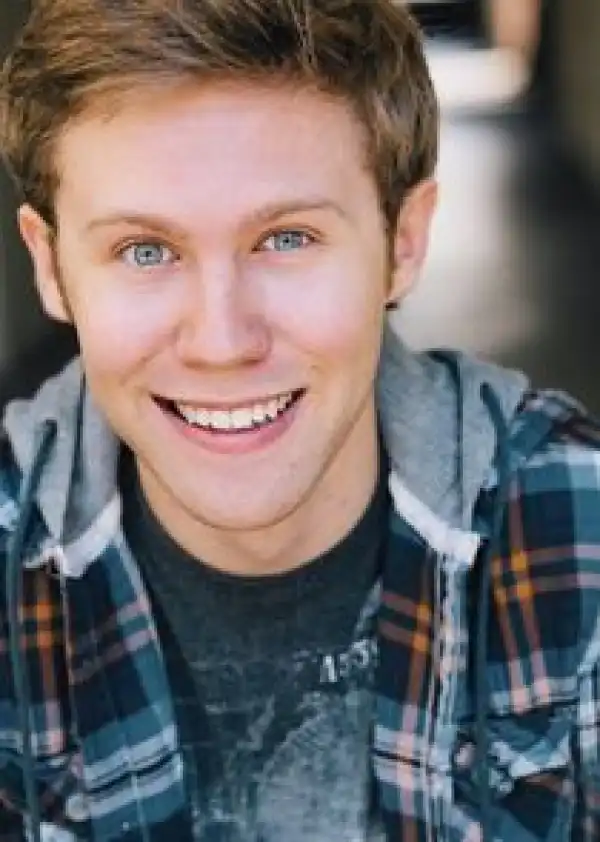 Biography & Net Worth Of Aaron Howles