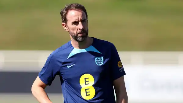 Chelsea & Tottenham youngsters called up to England training as three stars sit out