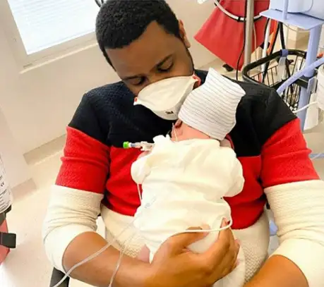 DJ Xclusive welcomes baby girl (photo)