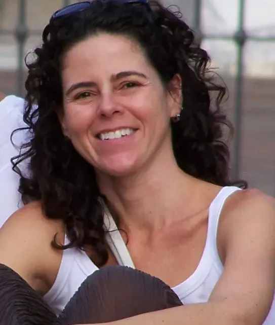 Age & Career Of Déborah Maia