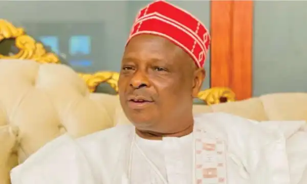 Kwankwaso receives 24 retired military officers into Kwankwasiyya Movement