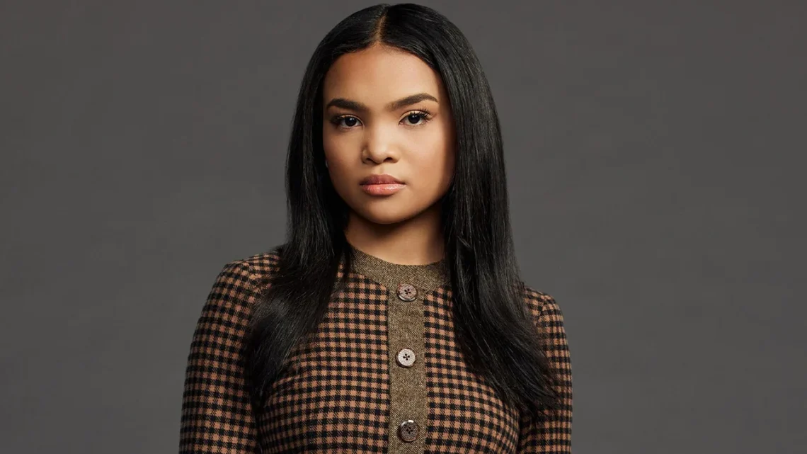 Biography & Career Of Mia Isaac