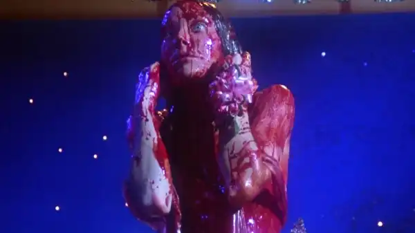 Mike Flanagan’s Carrie Show Greenlit, Episode Count & Sue Snell Actress Revealed