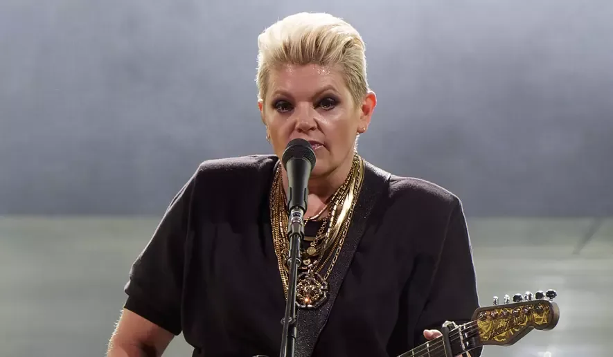 Biography & Career Of Natalie Maines