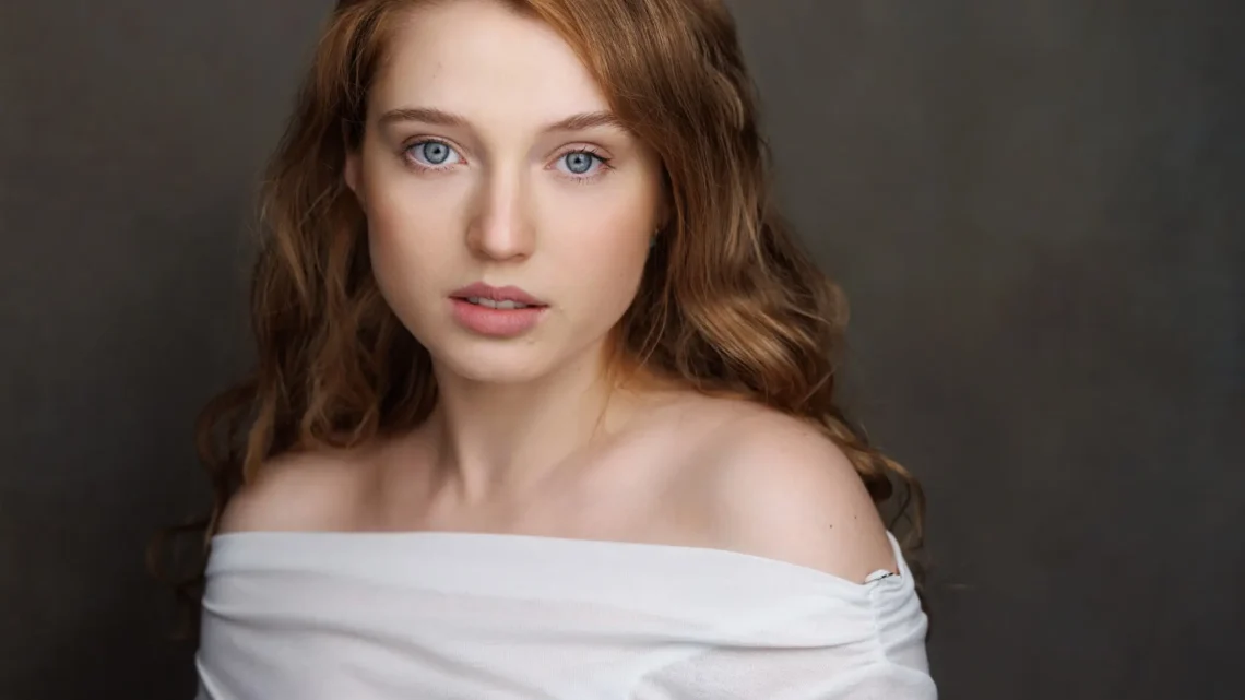Biography & Career Of Veronika Mox