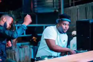 Loxion Deep & Dj Stokie – 77Q (Original Mix)