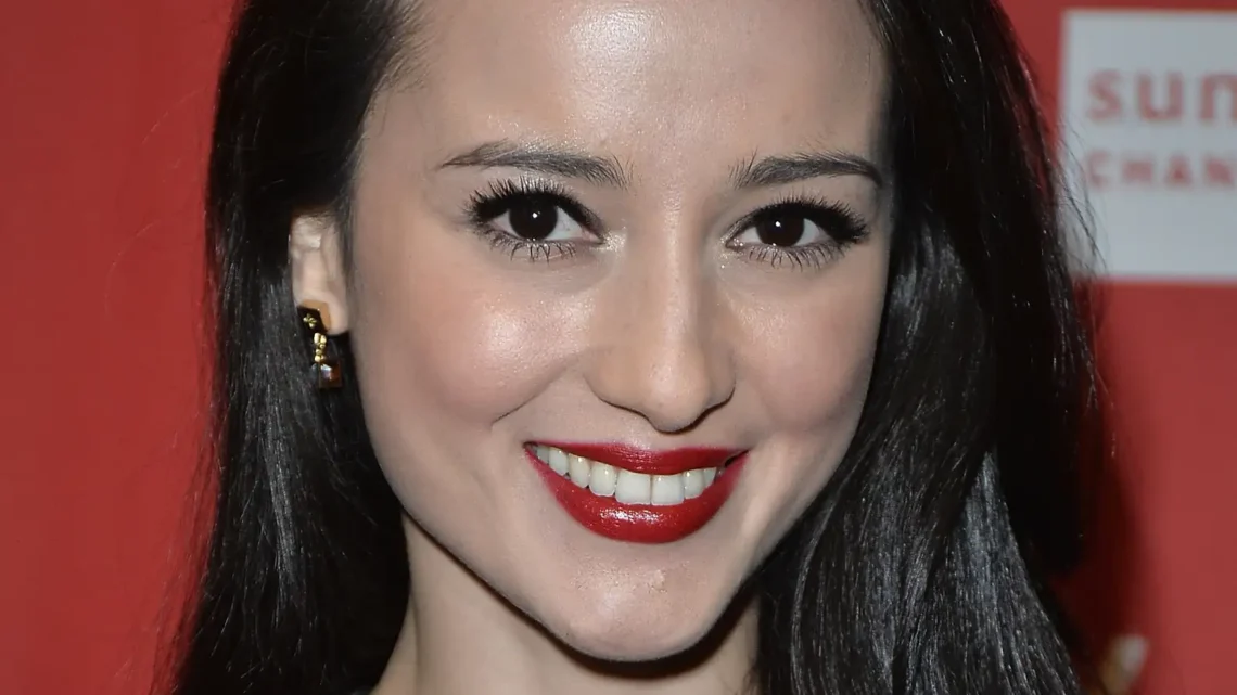 Biography & Career Of Julie Estelle