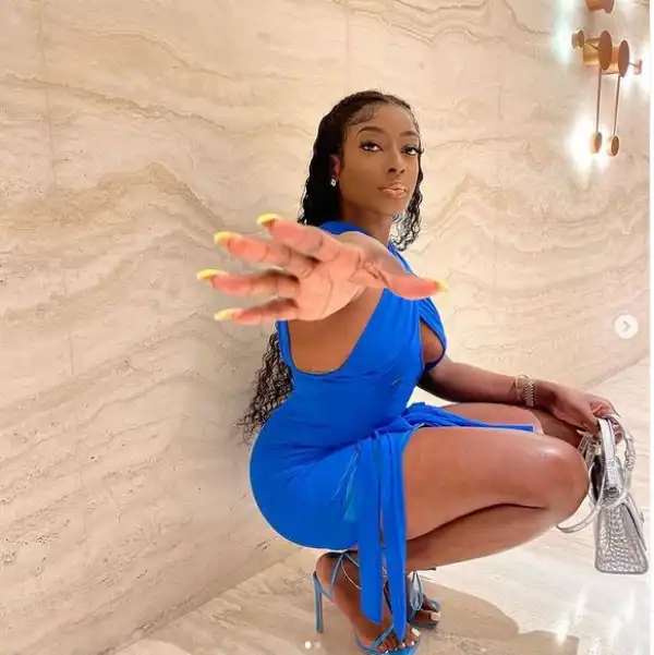 DJ Dorcas Fires Back At Trolls Attacking Her For Opening Davido’s Concert With Wizkid’s Song (Video)