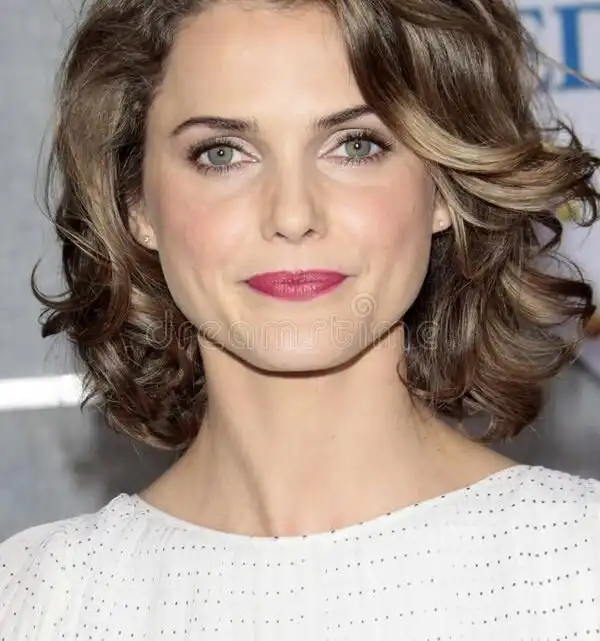 Biography & Career Of Keri Lynn Russell